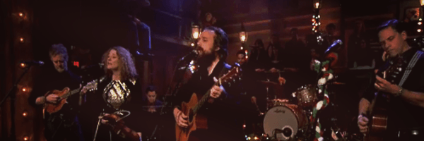 Iron and Wine, Glen Hansard, Kathleen Edwards and Calexico cover Fairytale of new york